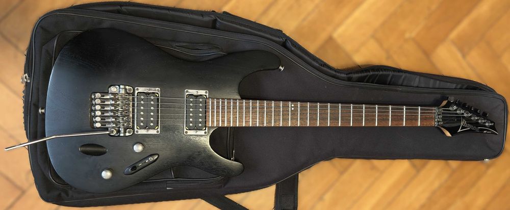 Ibanez S 420 WK RG 2009 Zero Point System Zero Resistance ZR Bridge Tremsetter Quantum Pokrowiec