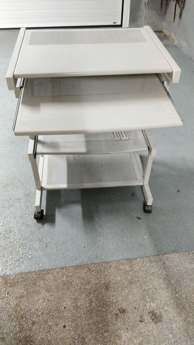 Mesa PC metalica