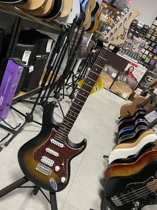 Cort G110 Gitara Elektryczna