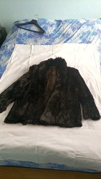 Casaco pêlo coelho Genuíno ,( se.m forro colocado)