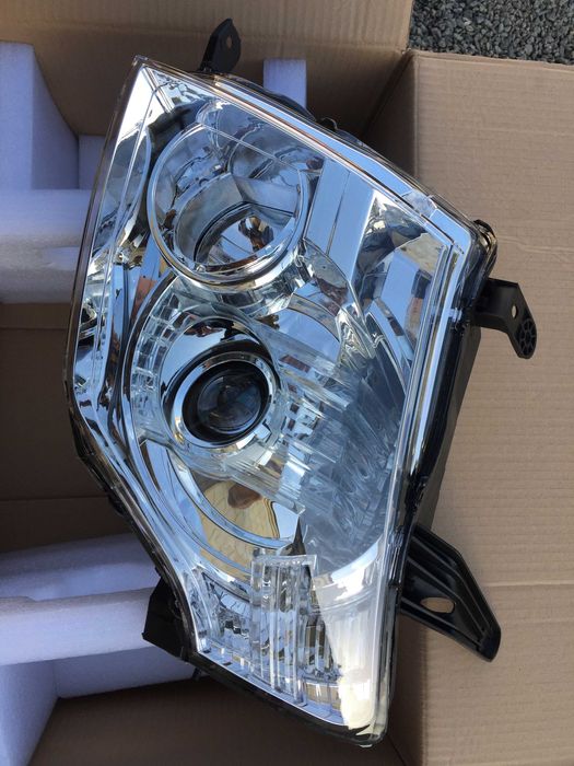 Фара Mitsubishi Pajero Wagon 4 фары Паджеро Вагон 2007-2012