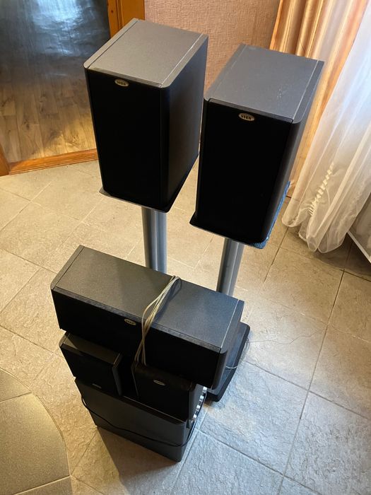 Акустична система Sven 5.1 Домашній кінотеатр.