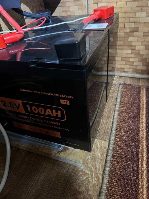 Два АКБ LiFePO4 100Ah JSDSolar Bluetooth