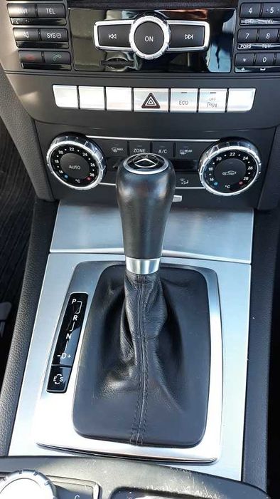 Mercedes C220 AvantGarde Nacional