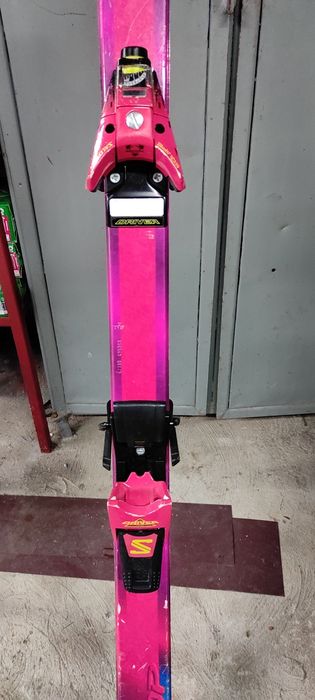 Narty  w ładnym stanie