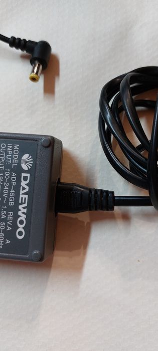 Зарядное устройство для ноутбука DAEWOO ADP-45GB (19V --2.4A).