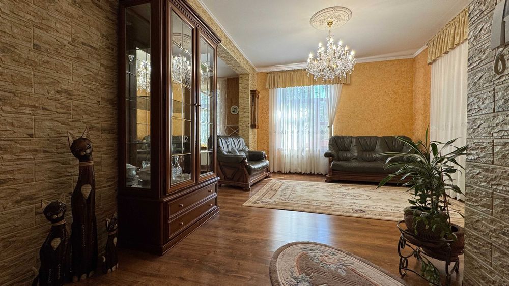 Продаж МОЛОДОГО, КОМПАКТНОГО будинку – район Епіцентру