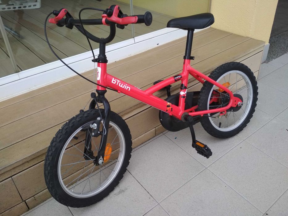 Bicicleta B'Twin Hyper Hero para criança