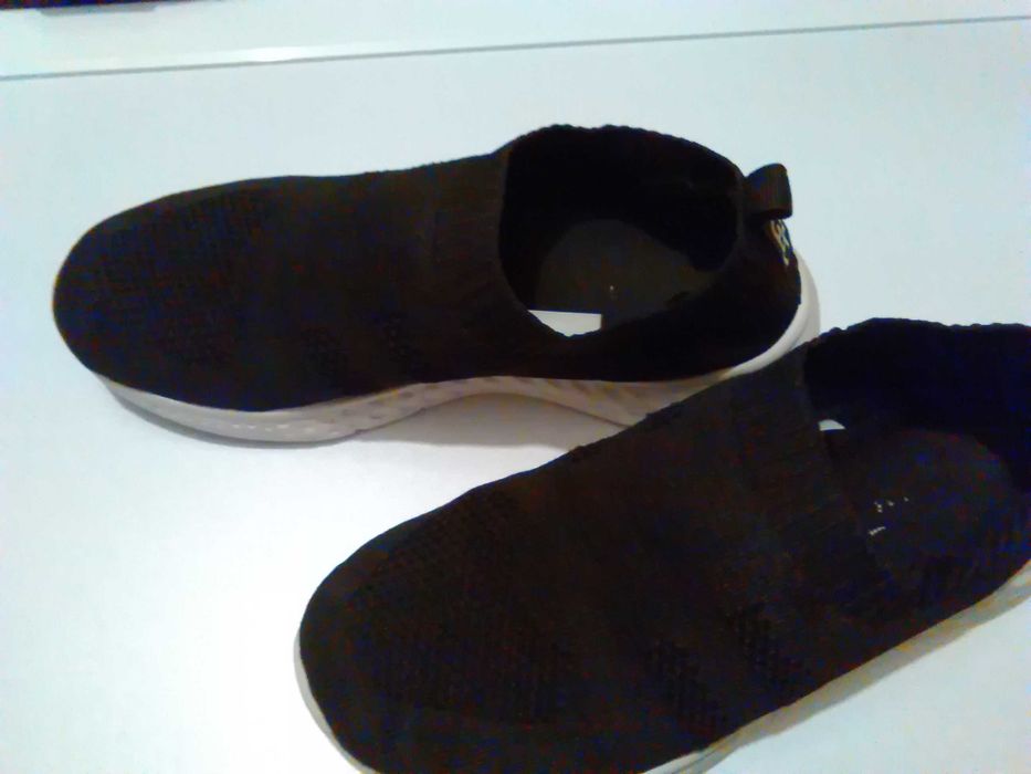 Кроссовки детские