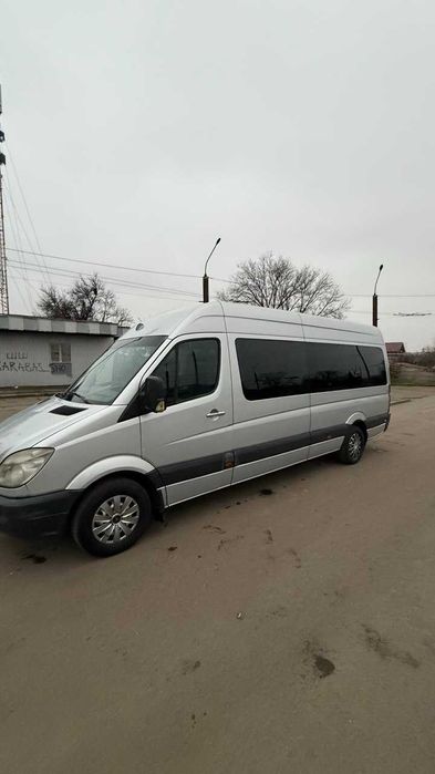 Продам Mercedes Sprinter 8+1
