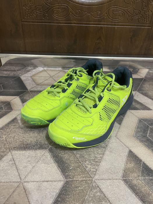 Кросівки yonex зелені
