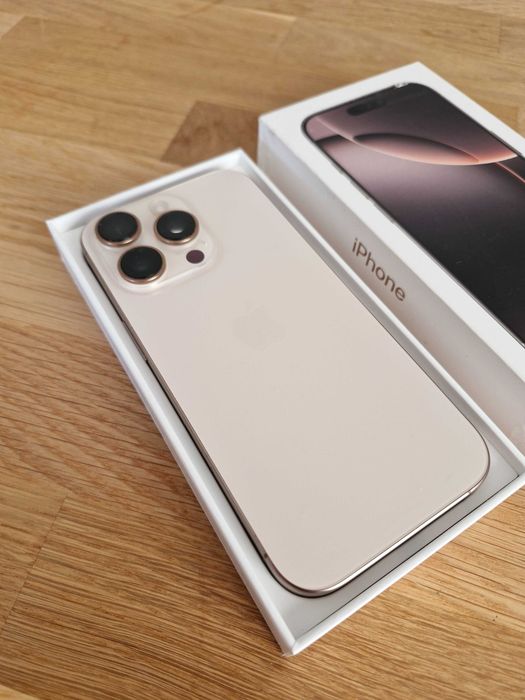 Apple iPhone 16 Pro / 128 GB / JAK NOWY / Bateria 100% / Gwarancja