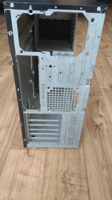 Старий корпус ATX