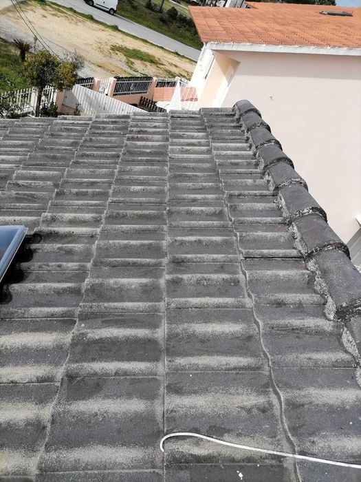 ... Só Telhados ... Reparações-Tratamentos-Isolamentos-Construções