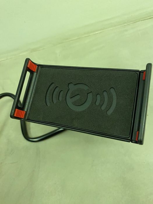 Suporte telemóvel para secretária