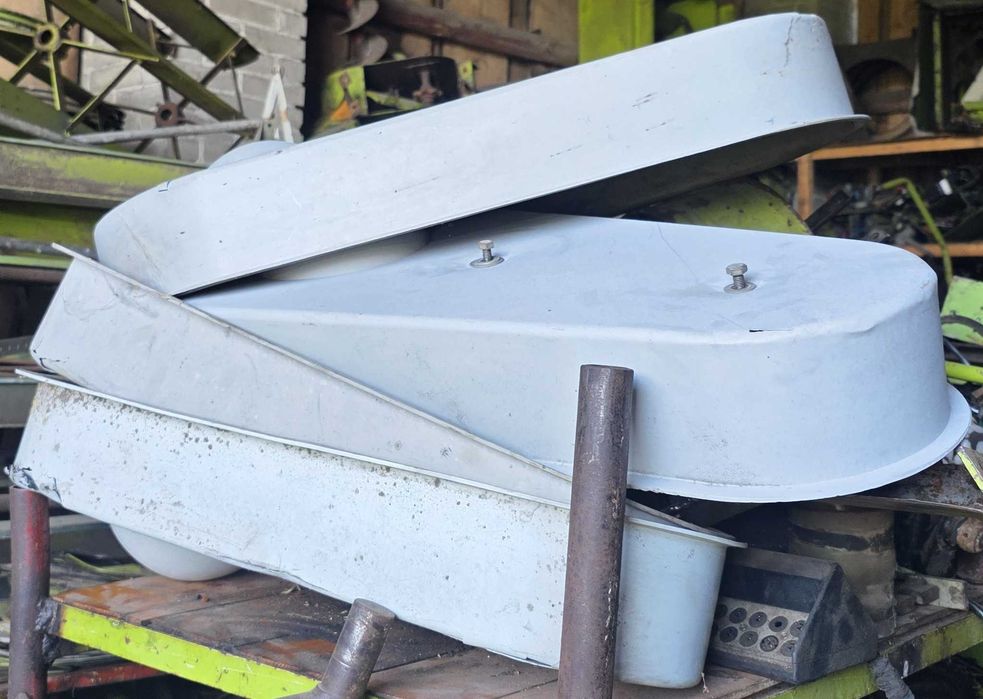 Osłona plastikowa boczna kombajn claas Dominator 76,86,96,98 inne