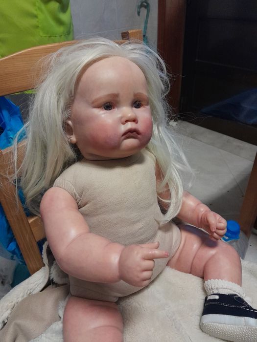 Bebe reborn enorme Charlotte agora descida de preco agora baixa de pre