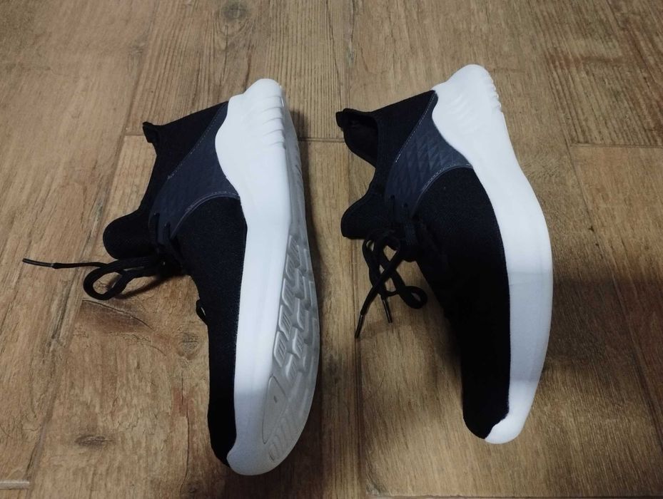 Sneakers Pretos 42