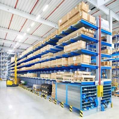 Консольний стелаж для складу