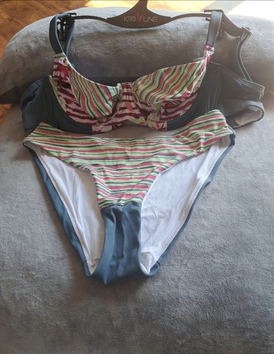 Strój kąpielowy dwuczęściowy góra 75E gół M