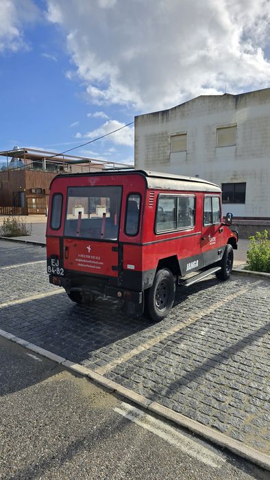 Umm Cournil 1984, 8 lugares