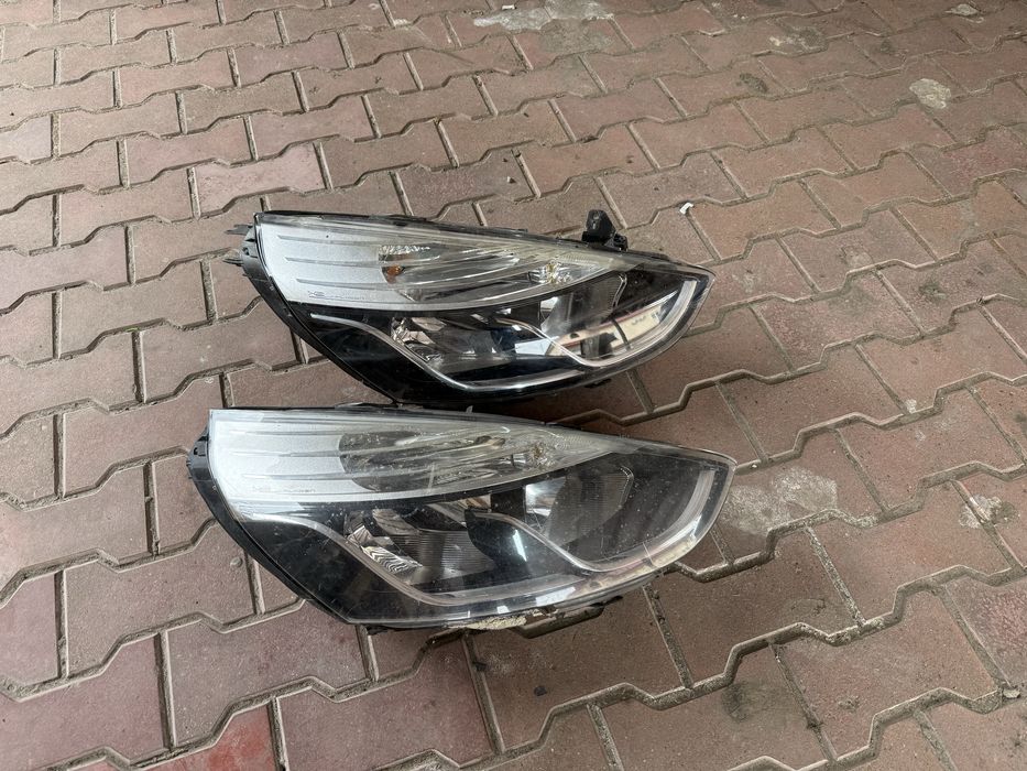 Фара передня права Clio 4