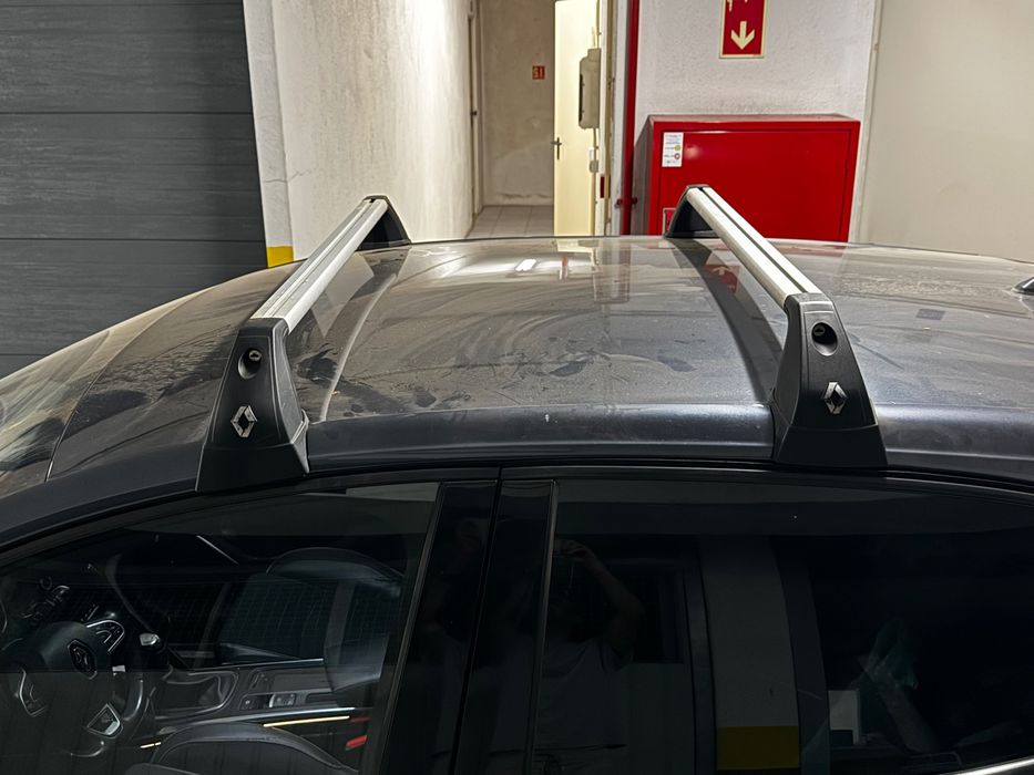 Barras de tejadilho originais para Renault Megané IV (ano 2016 - 2020)
