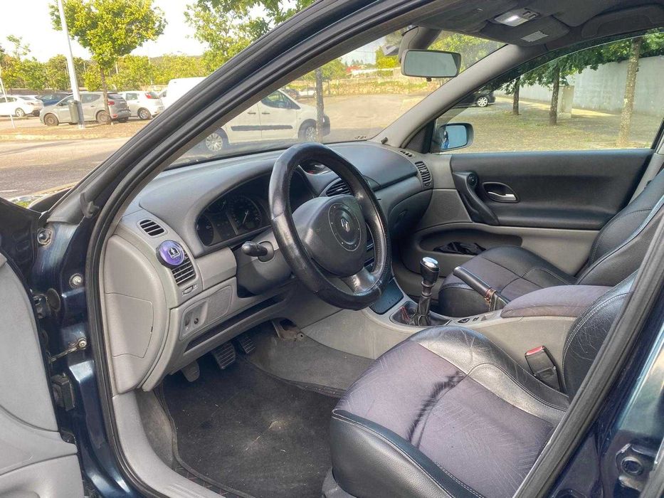 Renault Laguna 2001