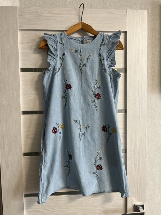 Джинсова сукня з візерунками Mango