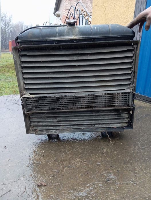 Продам радіатор газ 66 стан нового