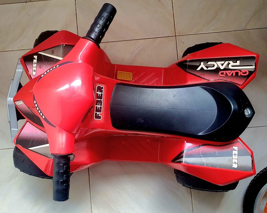 MOTO 4 criança 18meses aos 3 anos