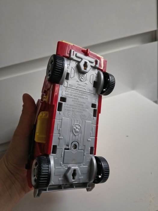 Marshall kosmopiesek psi patrol świecący