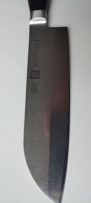 Нож ZWILLING 180 .200 mm
