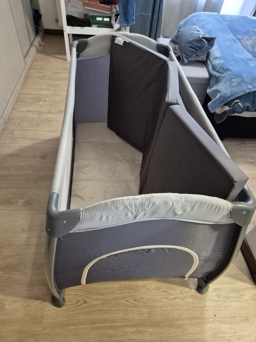 Cama de bebe portatil