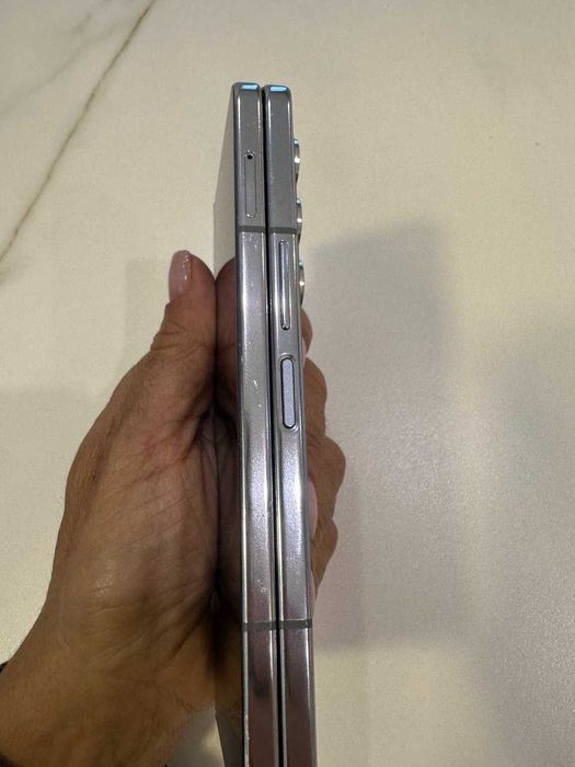 Samsung Galaxy Z Fold5