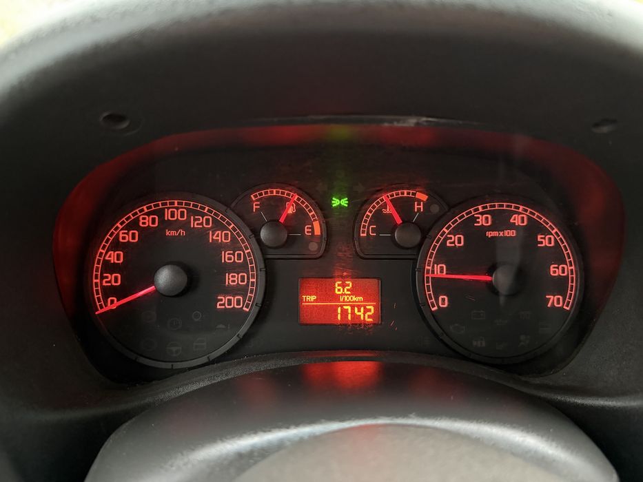Fiat Doblo 2013 року