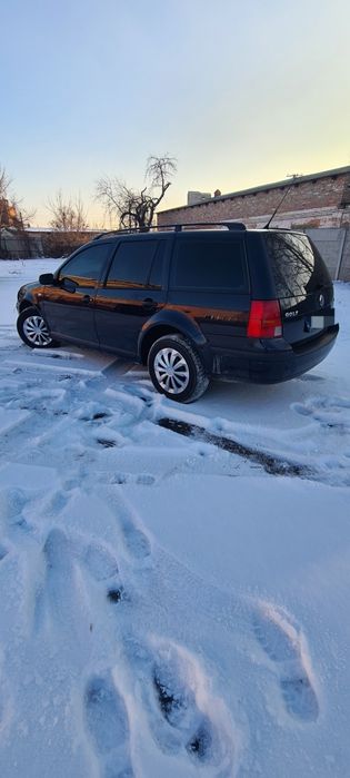 В продажі Golf 4 1.9 TDI. У відмінному техні,ному стані.