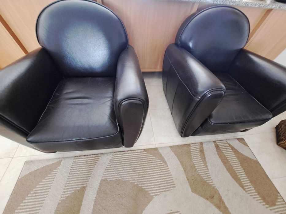 Sofá cama e 2 individuais, em pele sintética, vintage