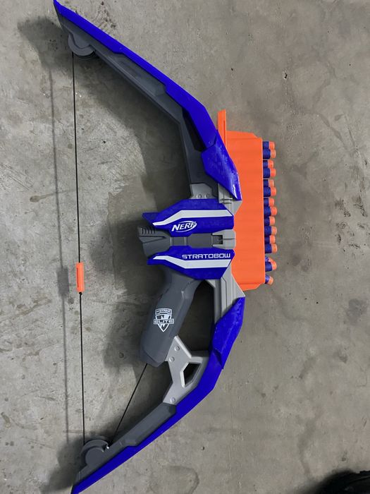 бластер-лук Nerf N-Strike Elite Stratobow.