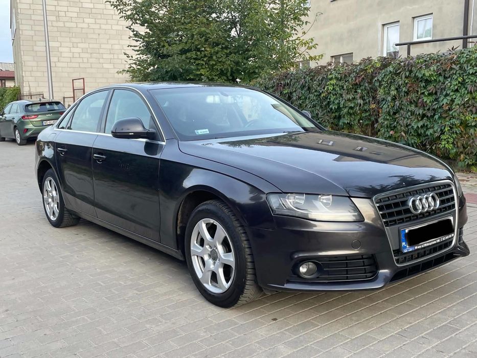 Audi A4 B8 2.0 143km 2008r