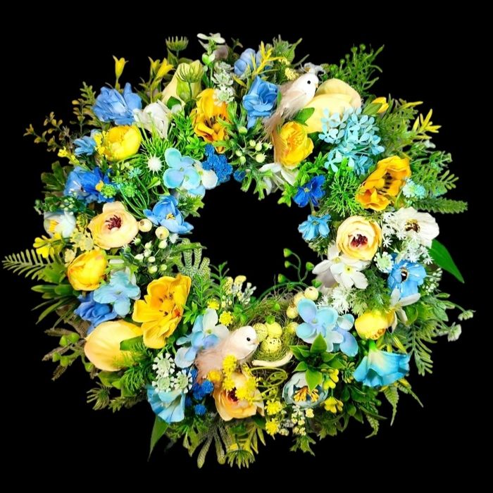 Великодня весняна композиція декор Великодній вінок на двері купити