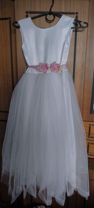 Сукня на дівчинку 6-8 років