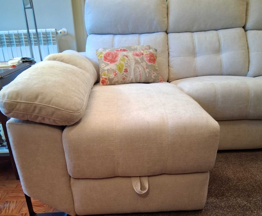 Sofá com pouquíssimo uso