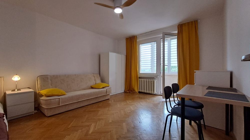 Kawalerka z osobna kuchnią i balkonem ul. Grochowa - Widok 2