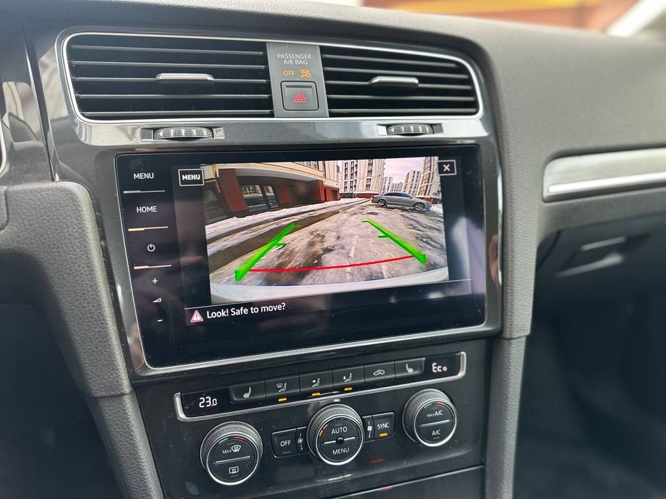 Продам електрокар  e-golf