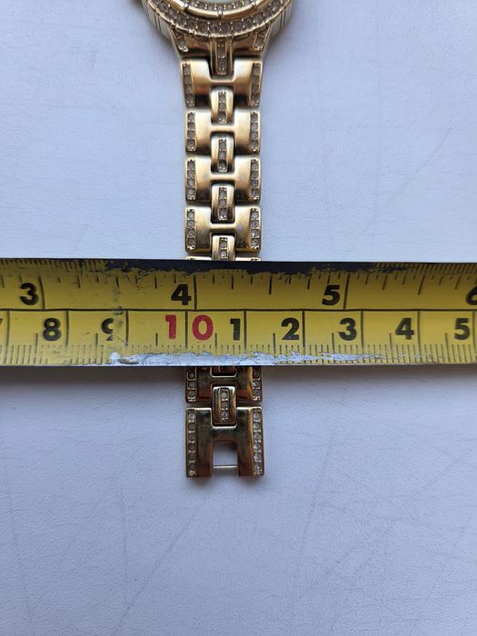 Жіночий годинник Jennifer Lopes