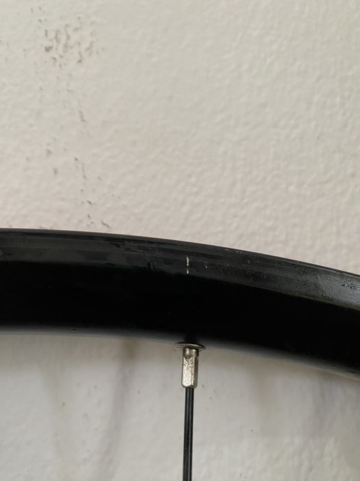 Vendo roda aro 29 dianteira