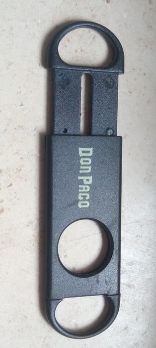 Corta charutos Don Paco e Atomic