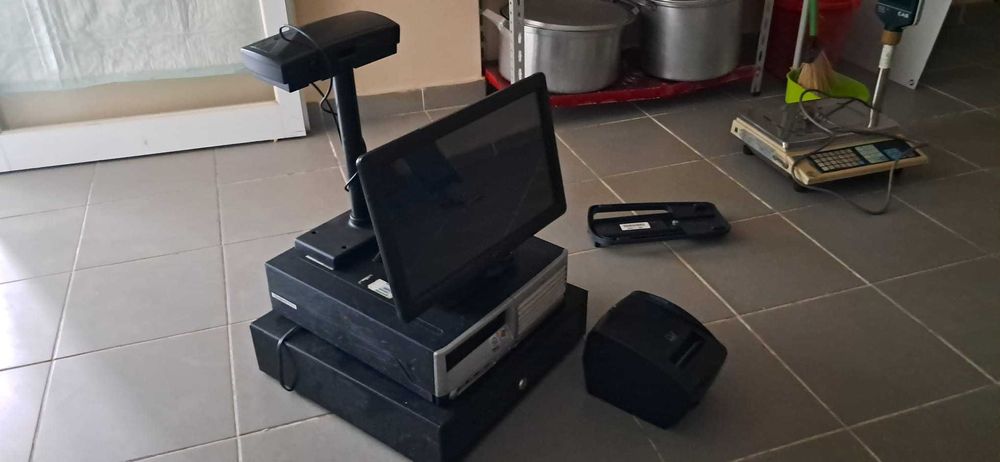 Máquina registadora  HP excelente estado