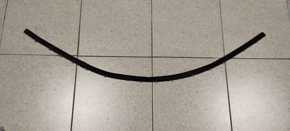 BMW X3 G01 Ущільнювач уплотнитель капота передній резина 51767397485